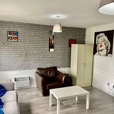 Chic Flat With Balcony Close To Merchant City 글라스고 외부 사진